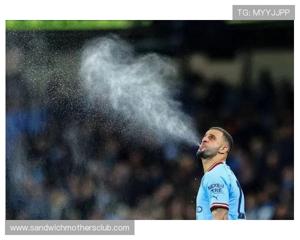 凯尔·沃 Walker 高位防线回追能力解析：最后一道保障如何体现