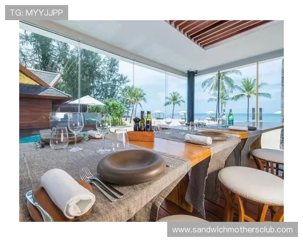 张继科家里那泳池也太奢侈了吧，一泡水直接像度假村！